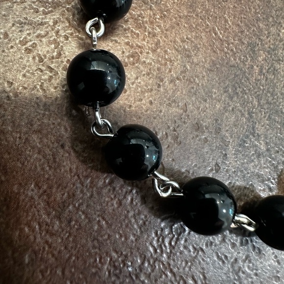 handmade Black Onyx Beaded Bracelet. - Picture 2 of 7